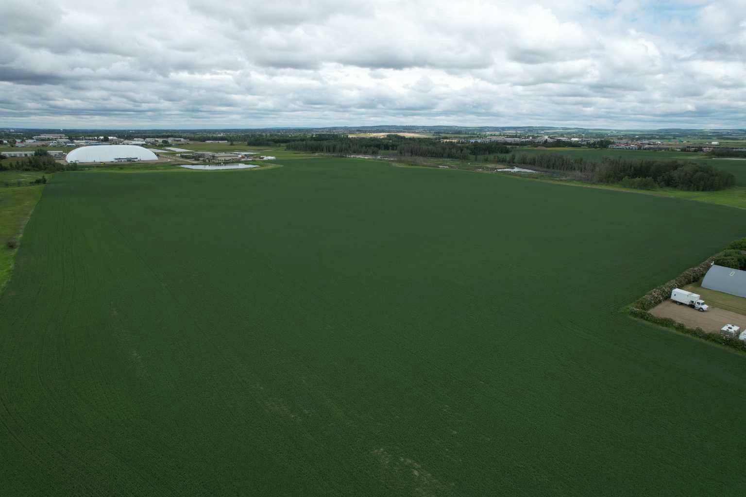 Property Photo: On Township Road 374 AB T4E 1P8