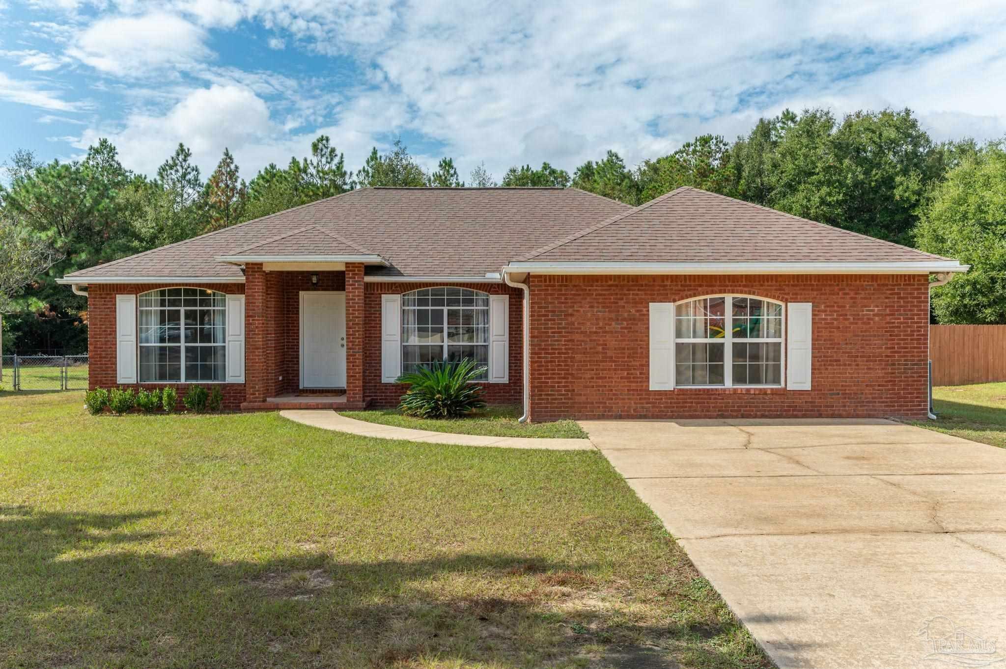 Property Photo:  5834 Antler Ct  FL 32536 