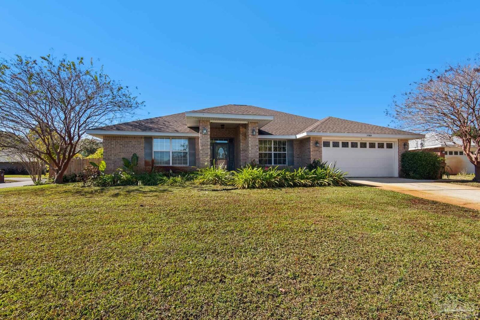 Property Photo: 5089 Mandavilla Blvd FL 32563