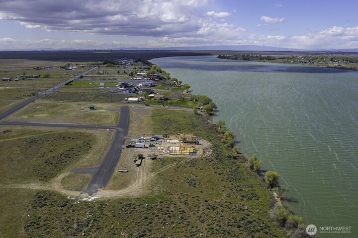 Property Photo:  5 Road  6.3  NE  WA 98837 