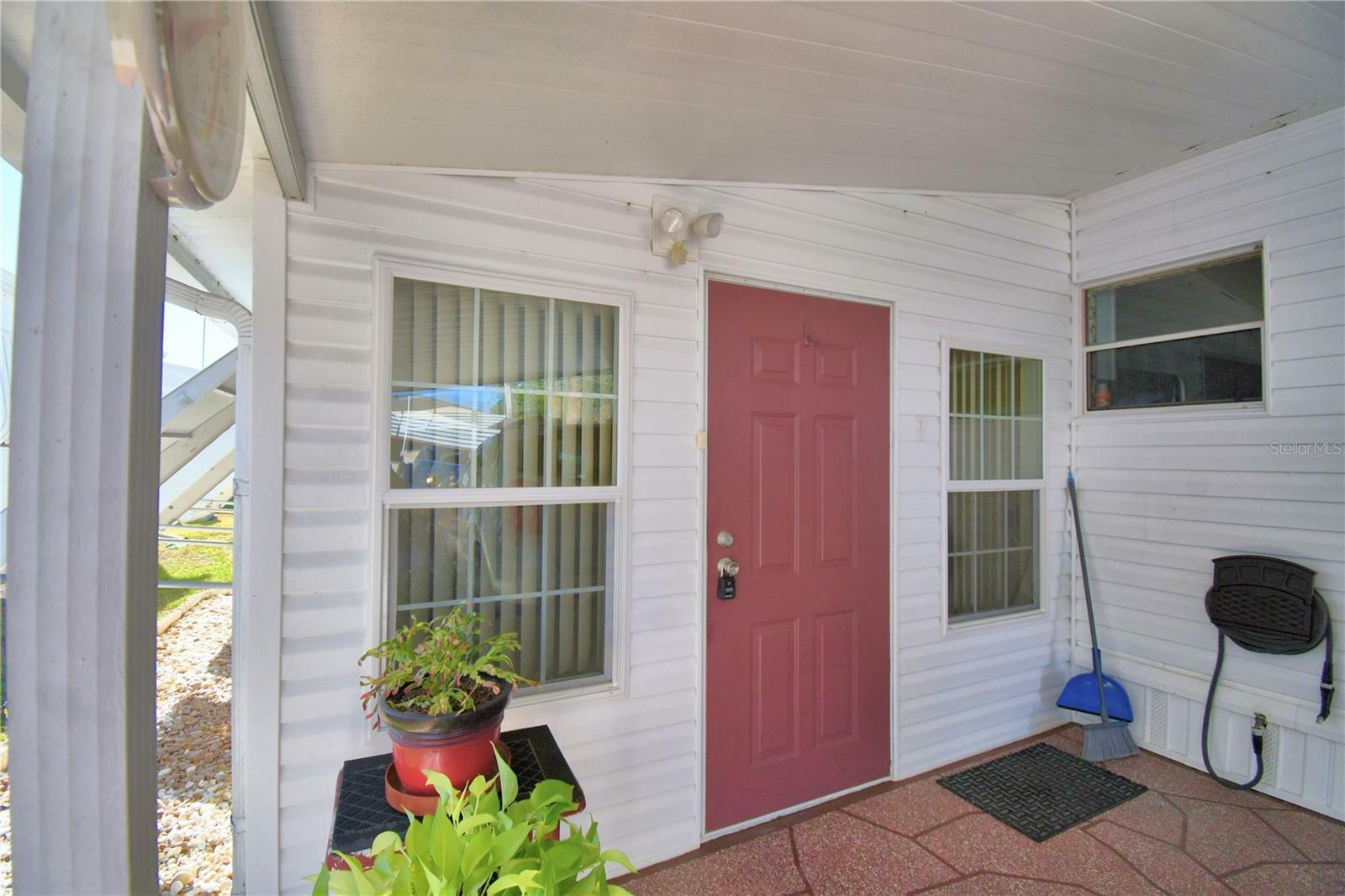 Property Photo:  4082 Rolling Oaks Drive  FL 33880 