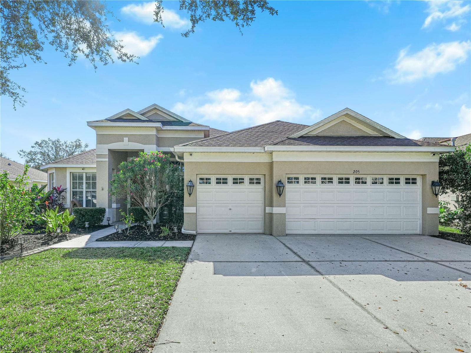 Property Photo:  205 Bon Vie Place  FL 33594 