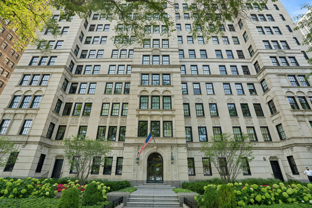 Property Photo:  1500 N Lake Shore Drive 15-16B  IL 60610 