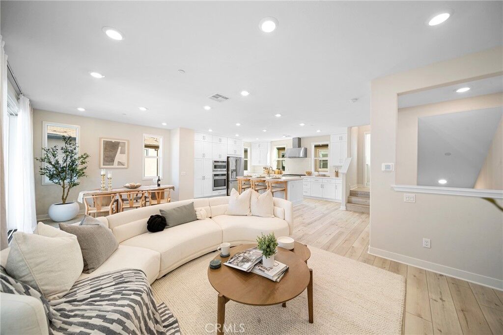 Property Photo:  402 Chorus  CA 92618 