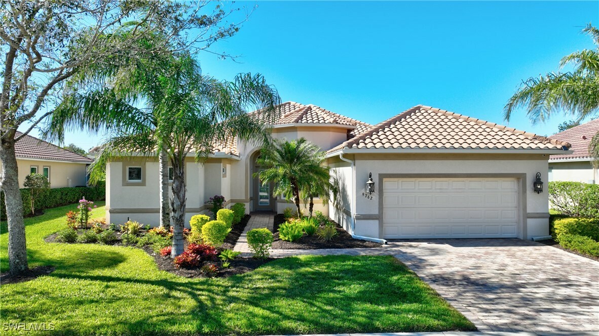 9762 Nickel Ridge Circle  Naples FL 34120 photo