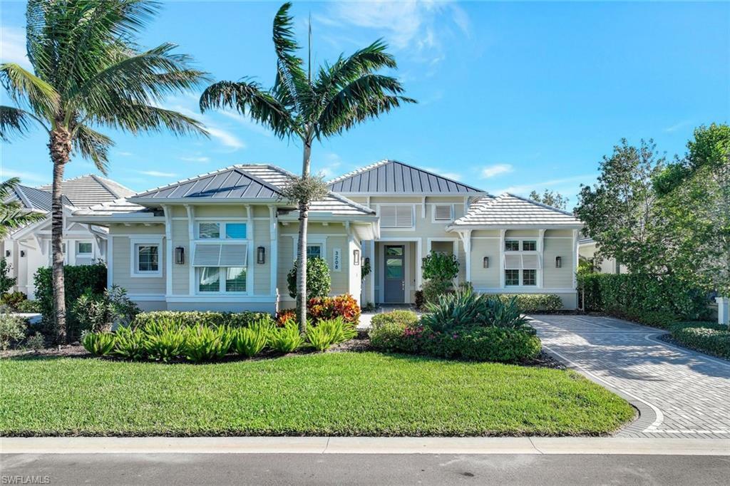 Property Photo: 3208 Kumamoto Ln FL 34114