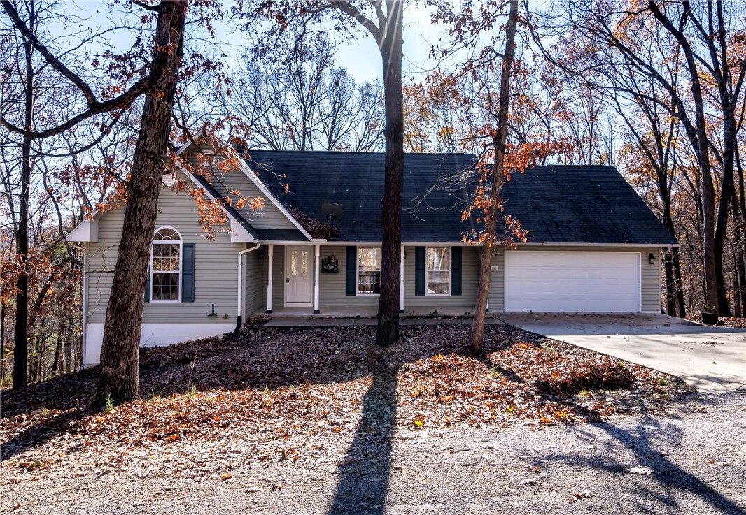 Property Photo:  8 Doral Lane  AR 72631 