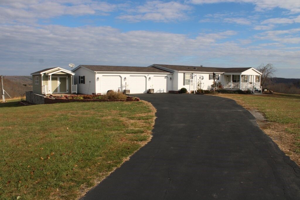 Property Photo: 4269 Zinc Road AR 72601