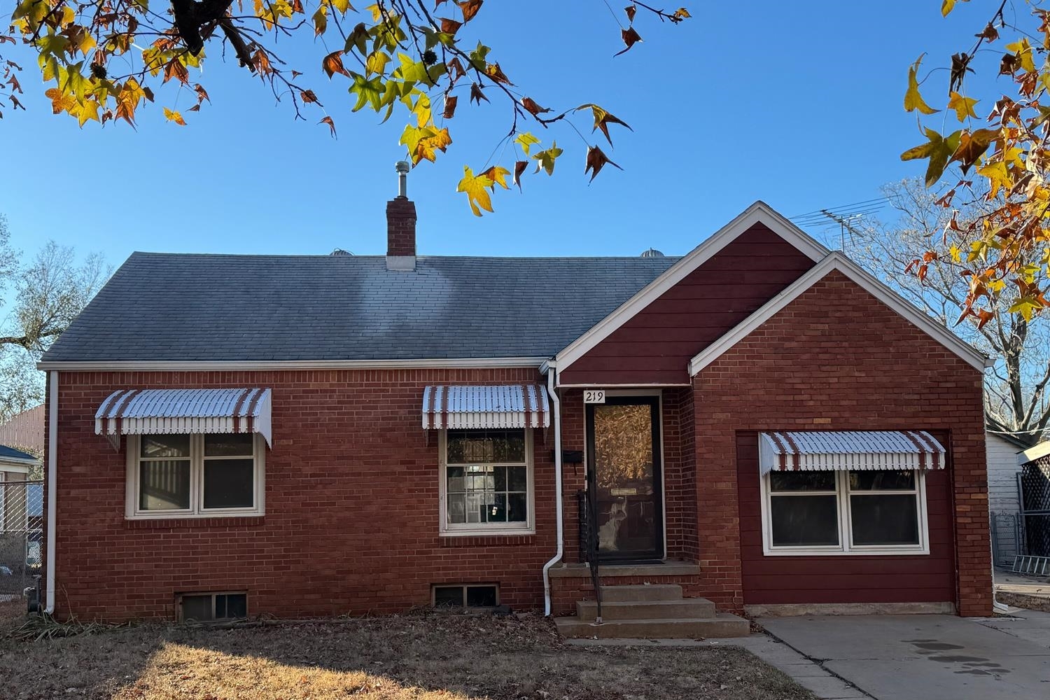 Property Photo:  219 S Custer Ave  KS 67213 