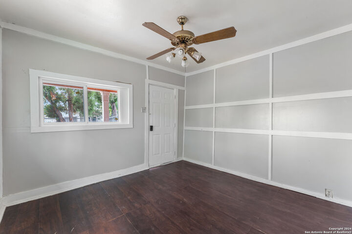 Property Photo: 2311 El Paso St TX 78207