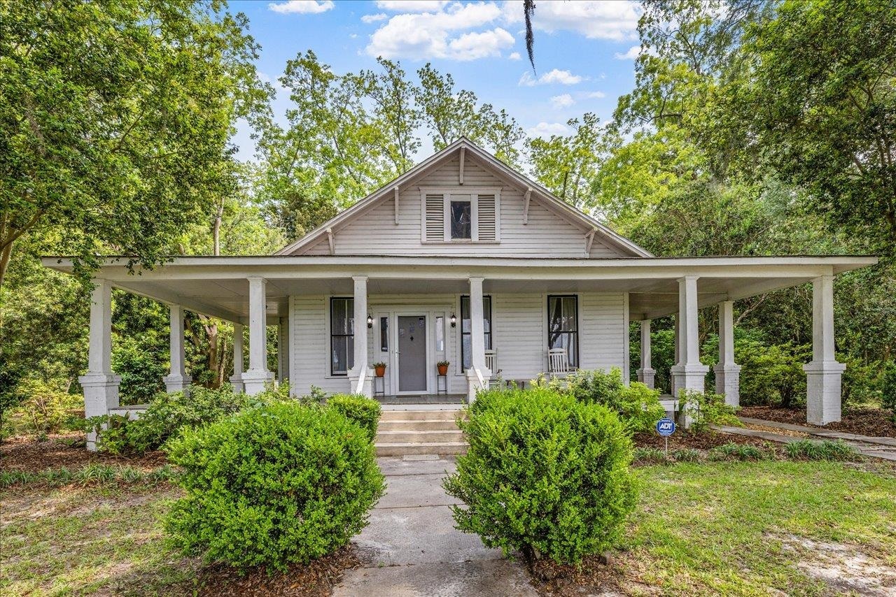 Property Photo:  744 Bassett Road  FL 32351 