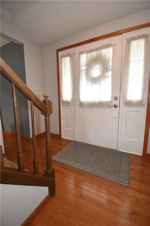 Property Photo:  9027 Woodview Dr  PA 15237 