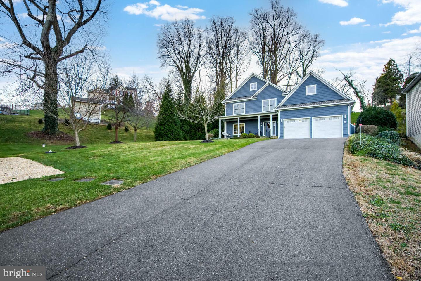 Property Photo:  29 Boundary Lane  VA 20186 