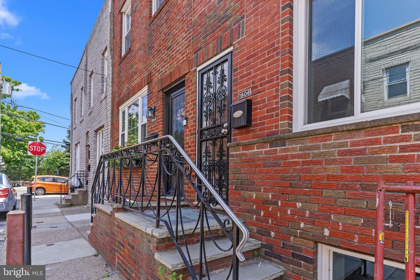 Property Photo:  1906 Durfor Street  PA 19145 