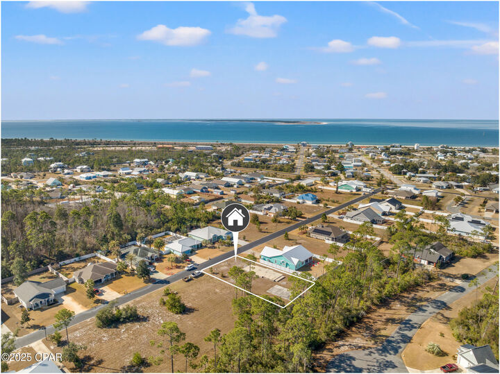 Property Photo: 123 White Blossom Trail FL 32456
