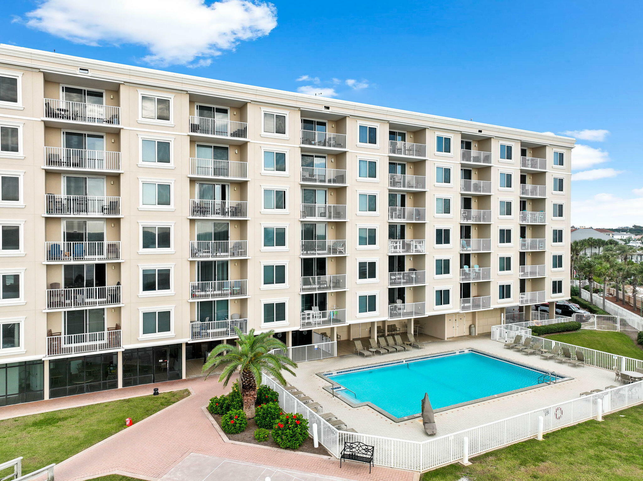 Property Photo:  600 Gulf Shore Drive Unit 304  FL 32541 