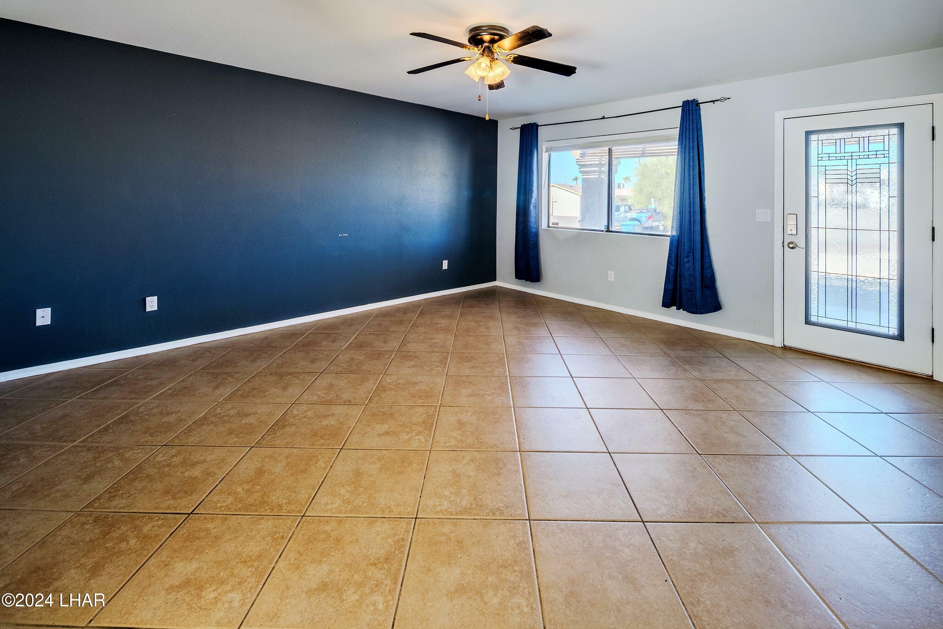 Property Photo:  2560 Tanglewood Dr Dr  AZ 86403 