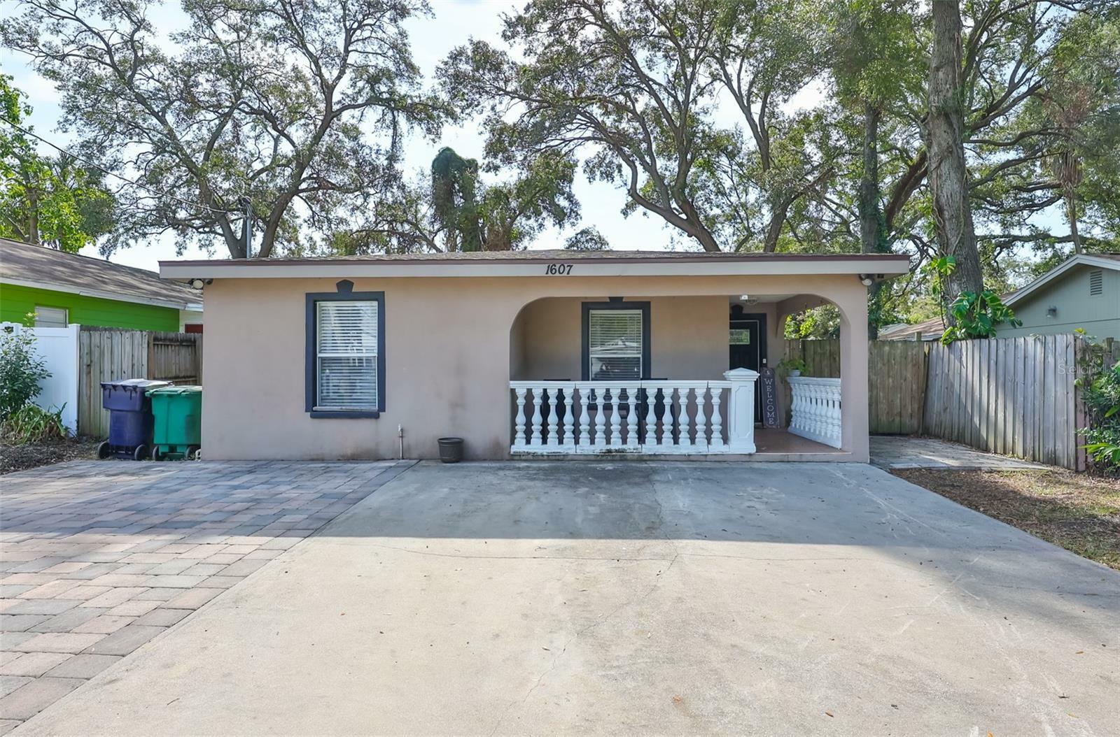 Property Photo: 1607 E Louisiana Avenue FL 33610