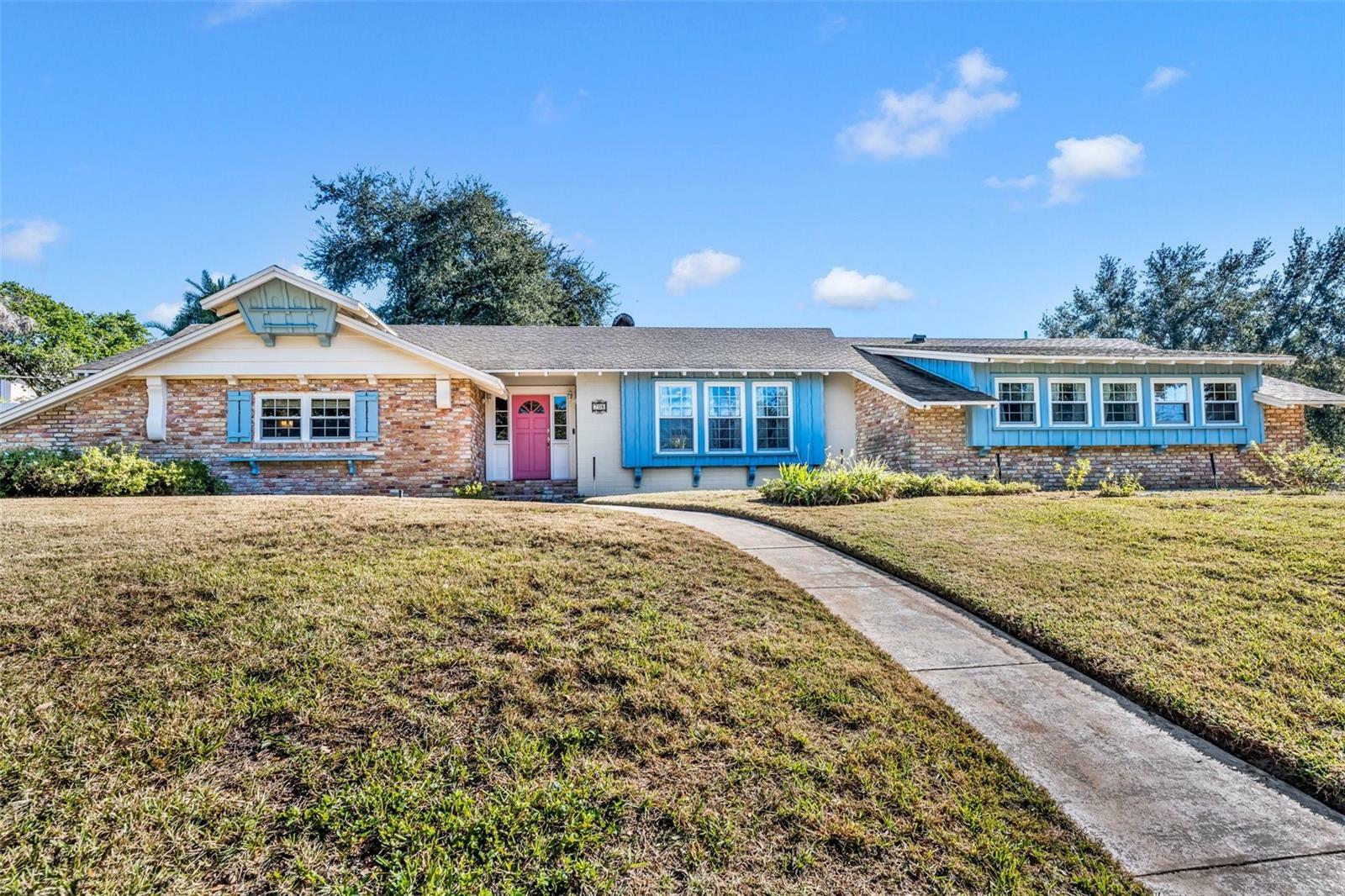 Property Photo:  708 Balmoral Road  FL 32789 