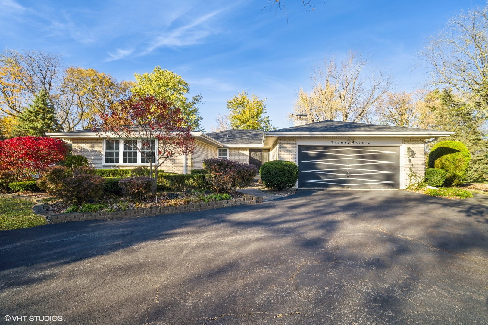 Property Photo: 3030 Floral Drive IL 60062