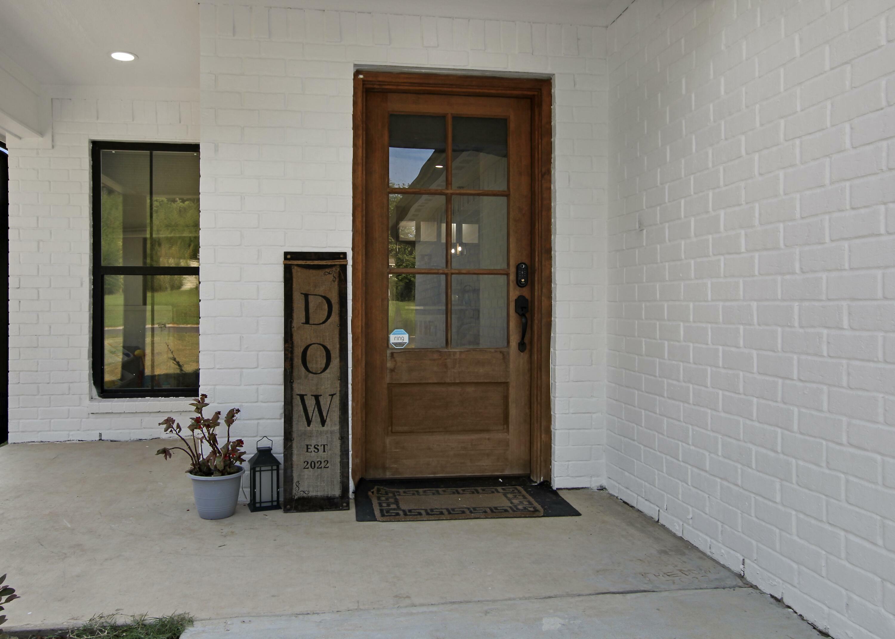 Property Photo:  1007 S 10th St  LA 71446 