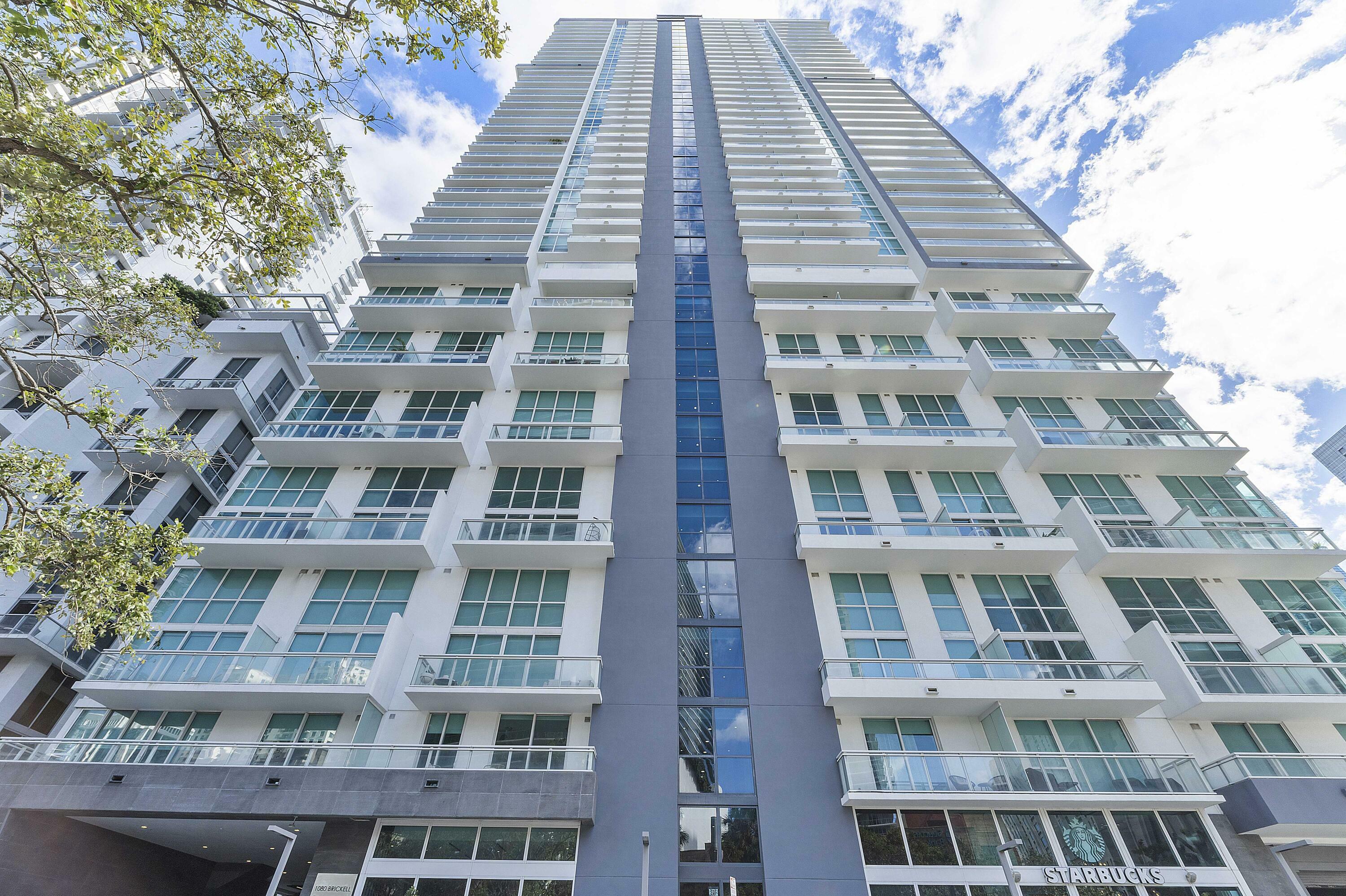 Property Photo:  1080 Brickell Avenue 1605  FL 33131 