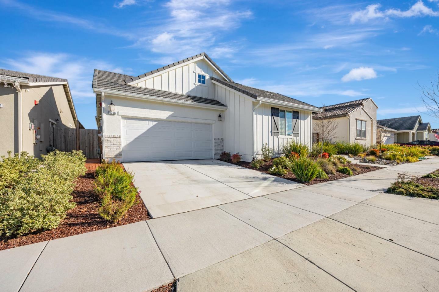 Property Photo:  5706 Knight Road  CA 94928 