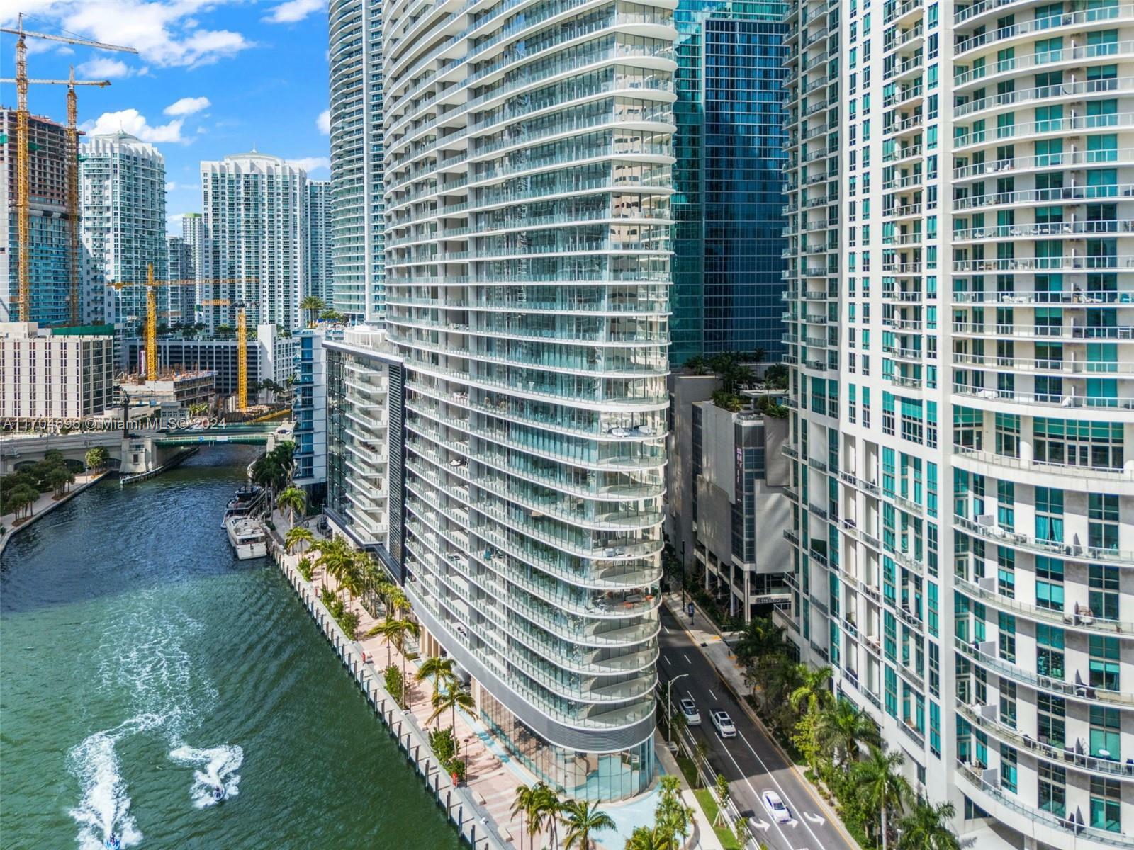 Property Photo:  300 Biscayne Blvd Way 3708  FL 33131 