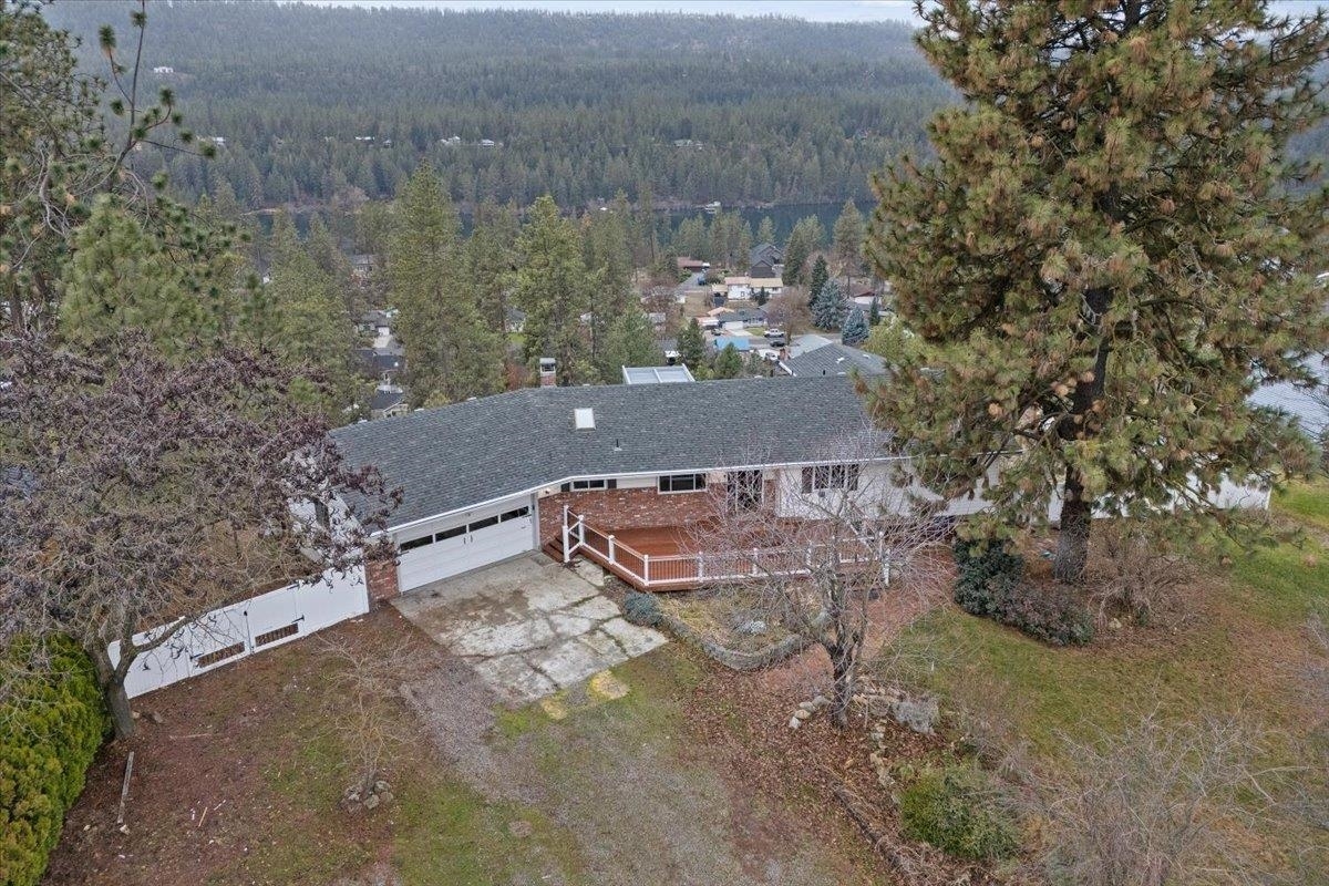 Property Photo:  12313 W Sunridge Dr  WA 99026 