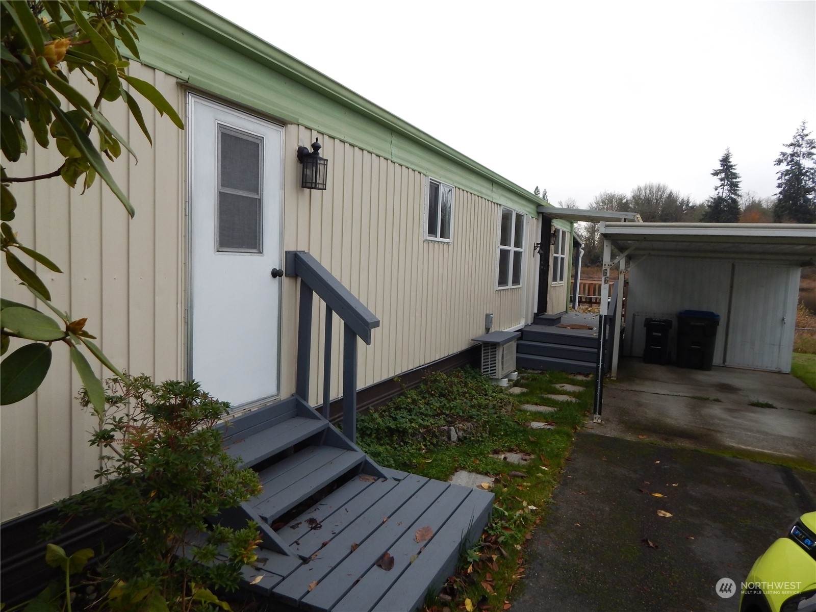 Property Photo:  3928  21st Avenue SE  WA 98503 