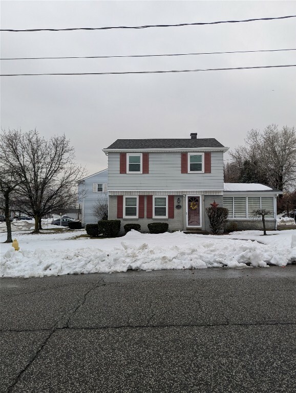 746 W 40th Street  Erie PA 16509 photo