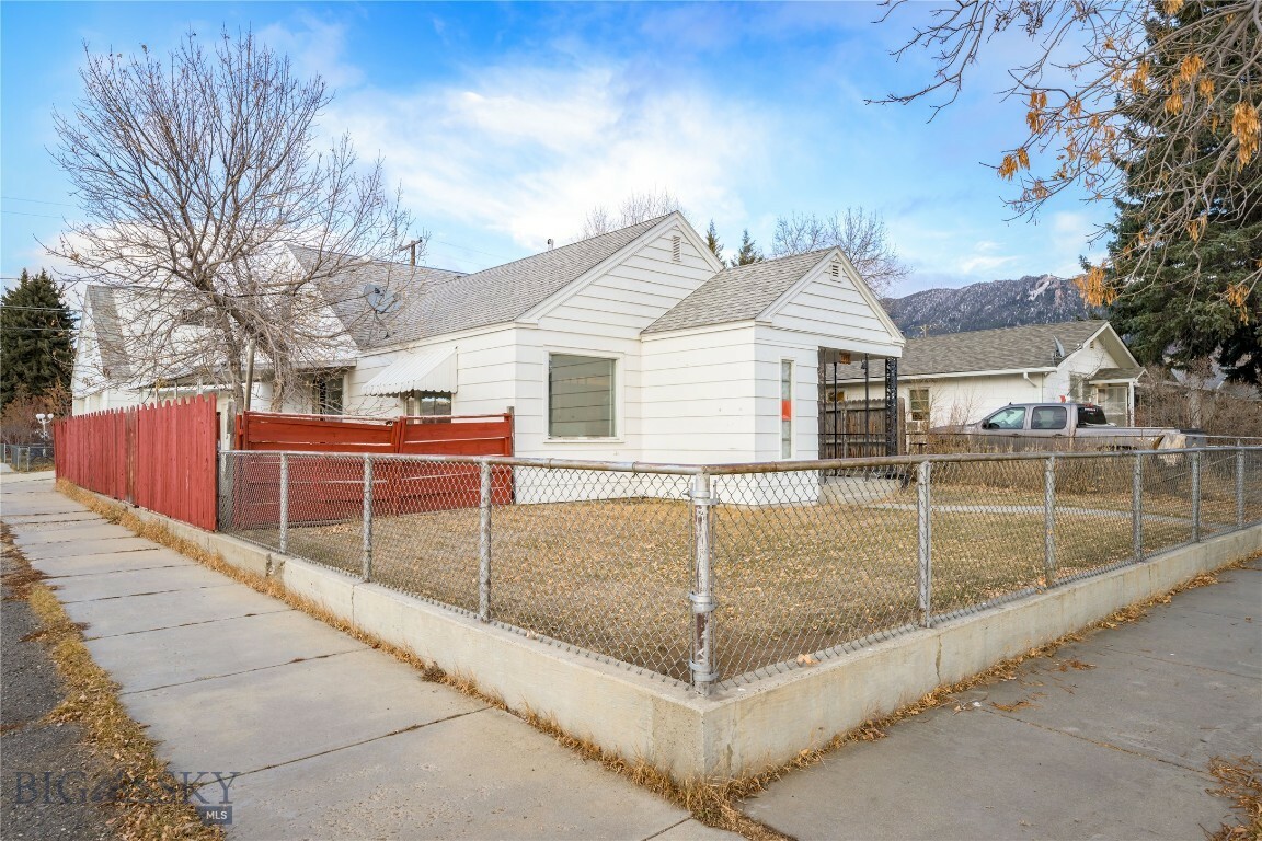 Property Photo:  2801 Harvard Avenue  MT 59701 