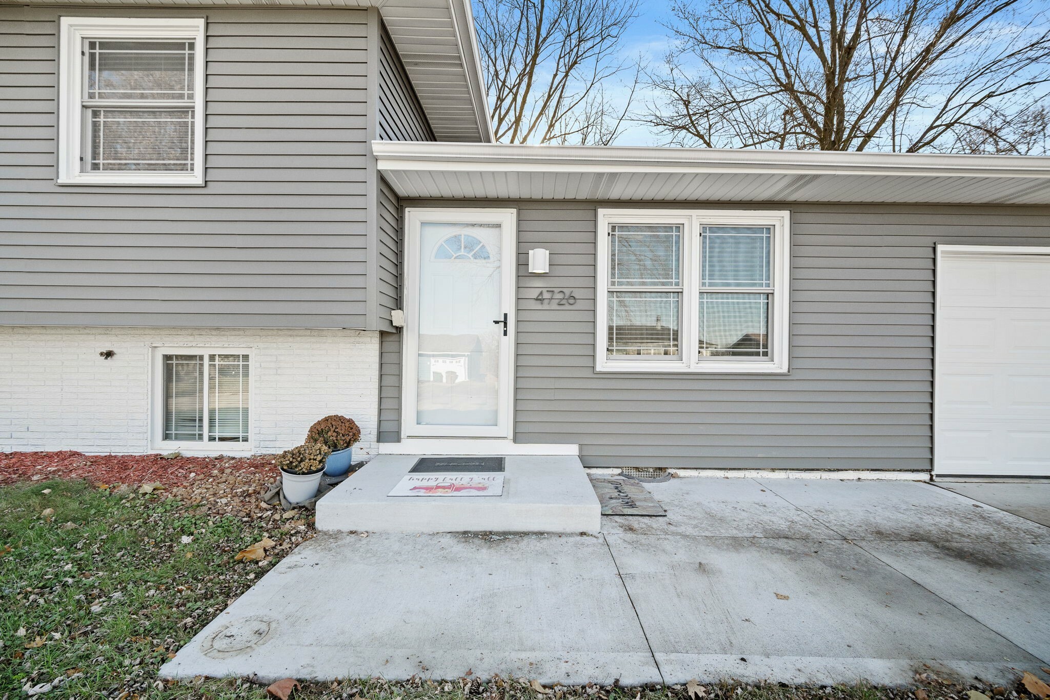 Property Photo:  4726 Devlin Drive  IA 50211 