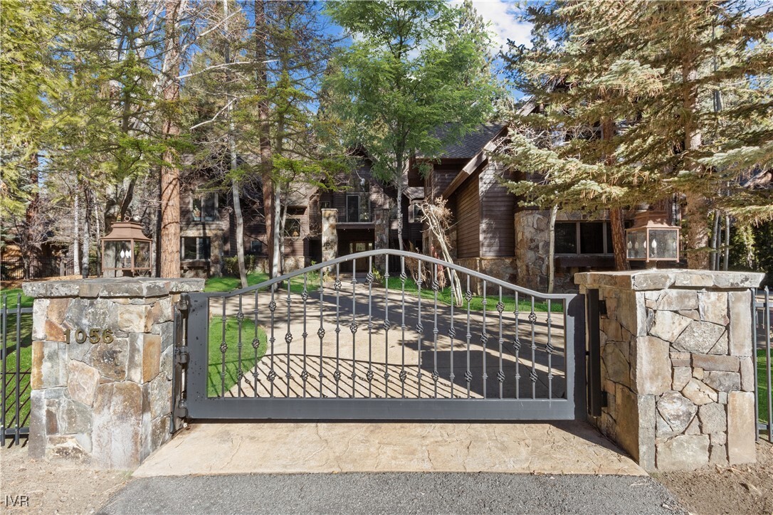 Property Photo: 1056 Lakeshore Boulevard NV 89451