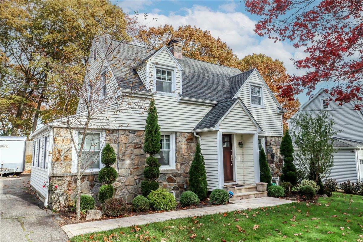 Property Photo:  295 Church Hill Road  CT 06611 