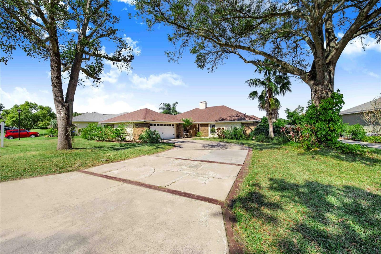 Property Photo:  6682 Englelake Drive  FL 33813 