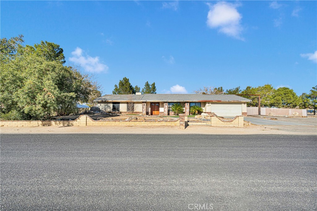 Property Photo:  14350 Mandan Road  CA 92307 