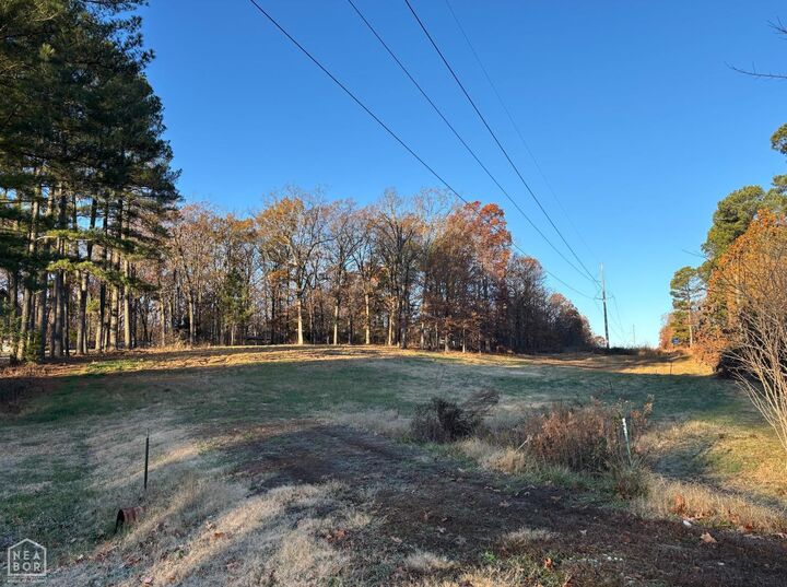 Property Photo: 3811 Clay Dr AR 72404