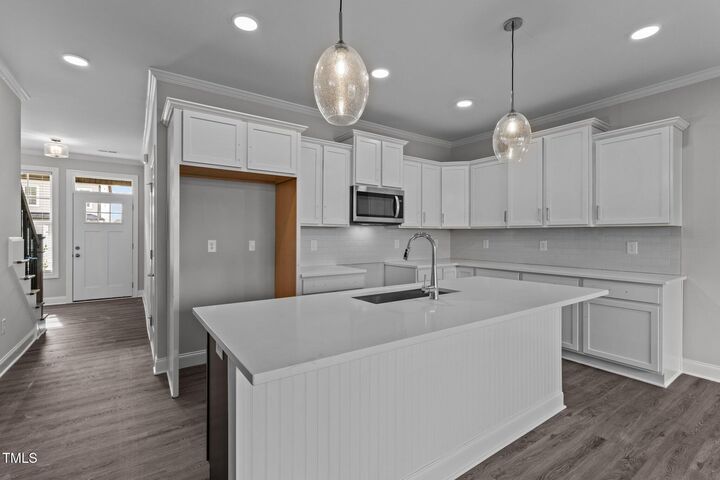Property Photo:  707 Jamescroft Way  NC 27587 
