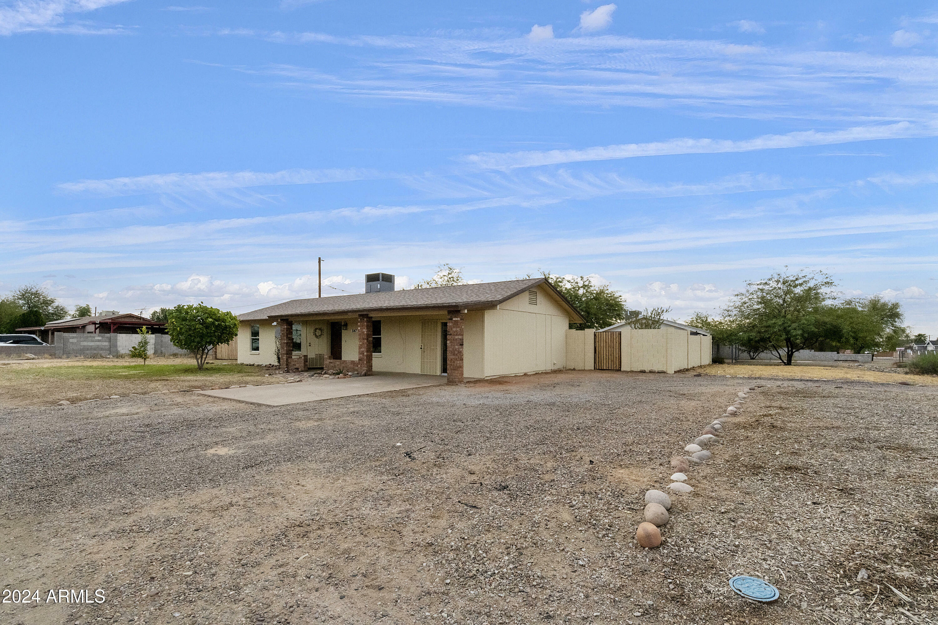 Property Photo:  547 N 98th Place  AZ 85207 