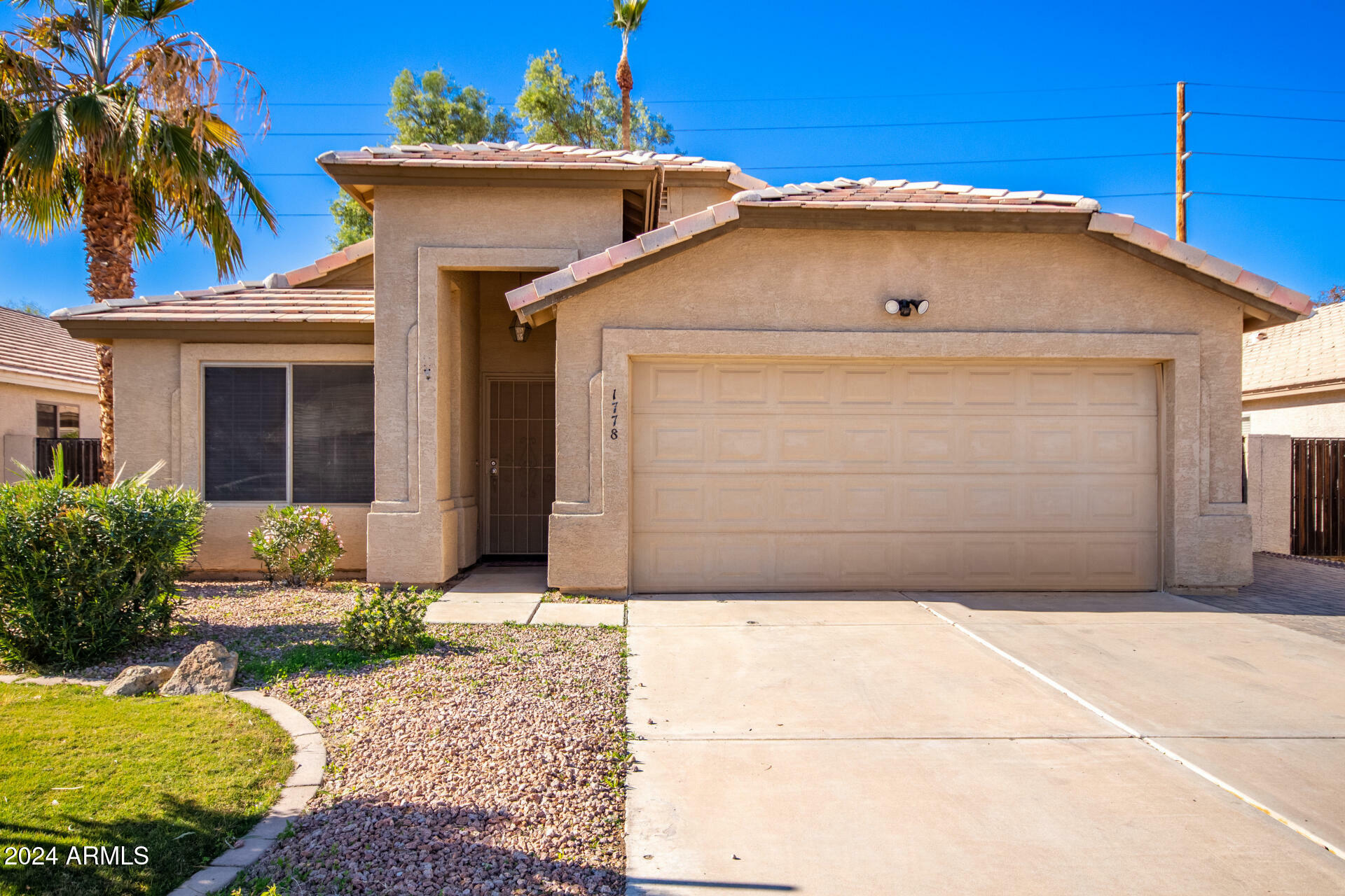 Property Photo:  1778 S Saddle Street  AZ 85233 