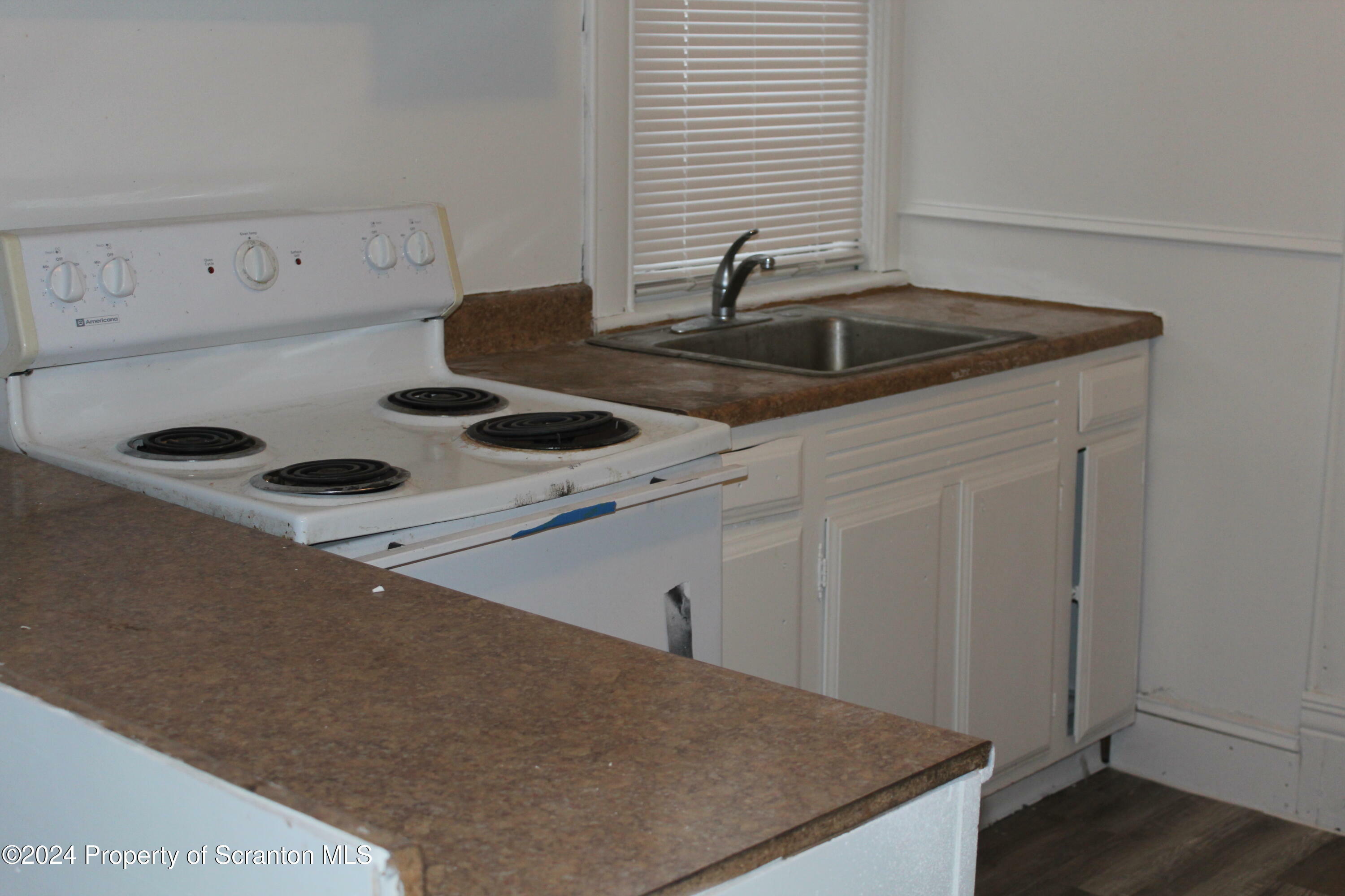 Property Photo:  139 South Street Unit 5  PA 18472 