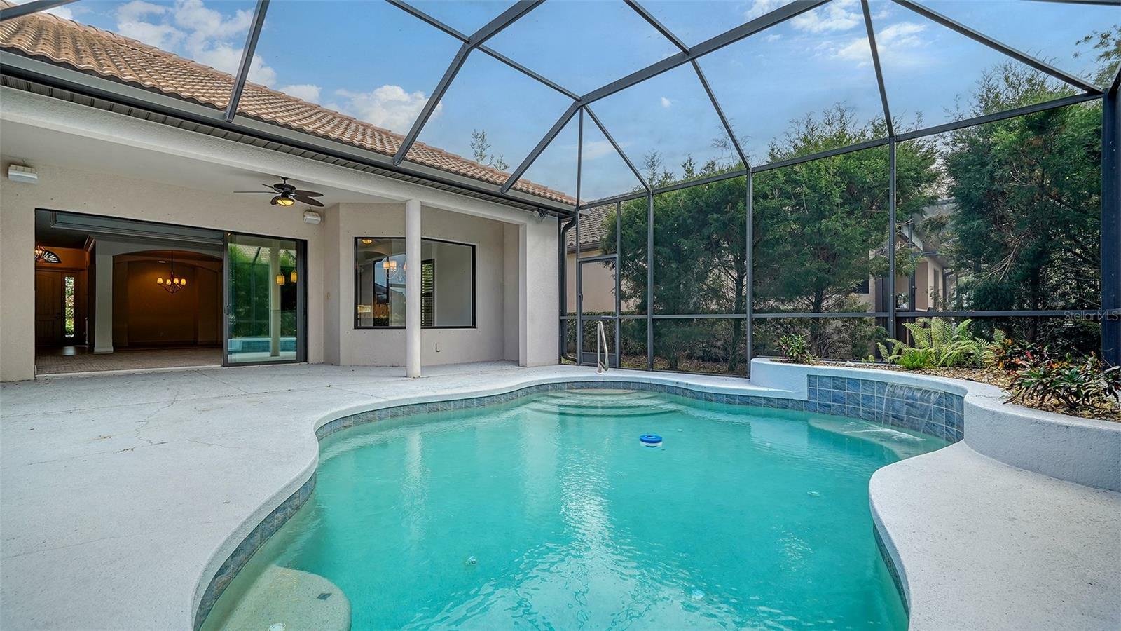 Property Photo:  7848 Valderrama Way  FL 34202 