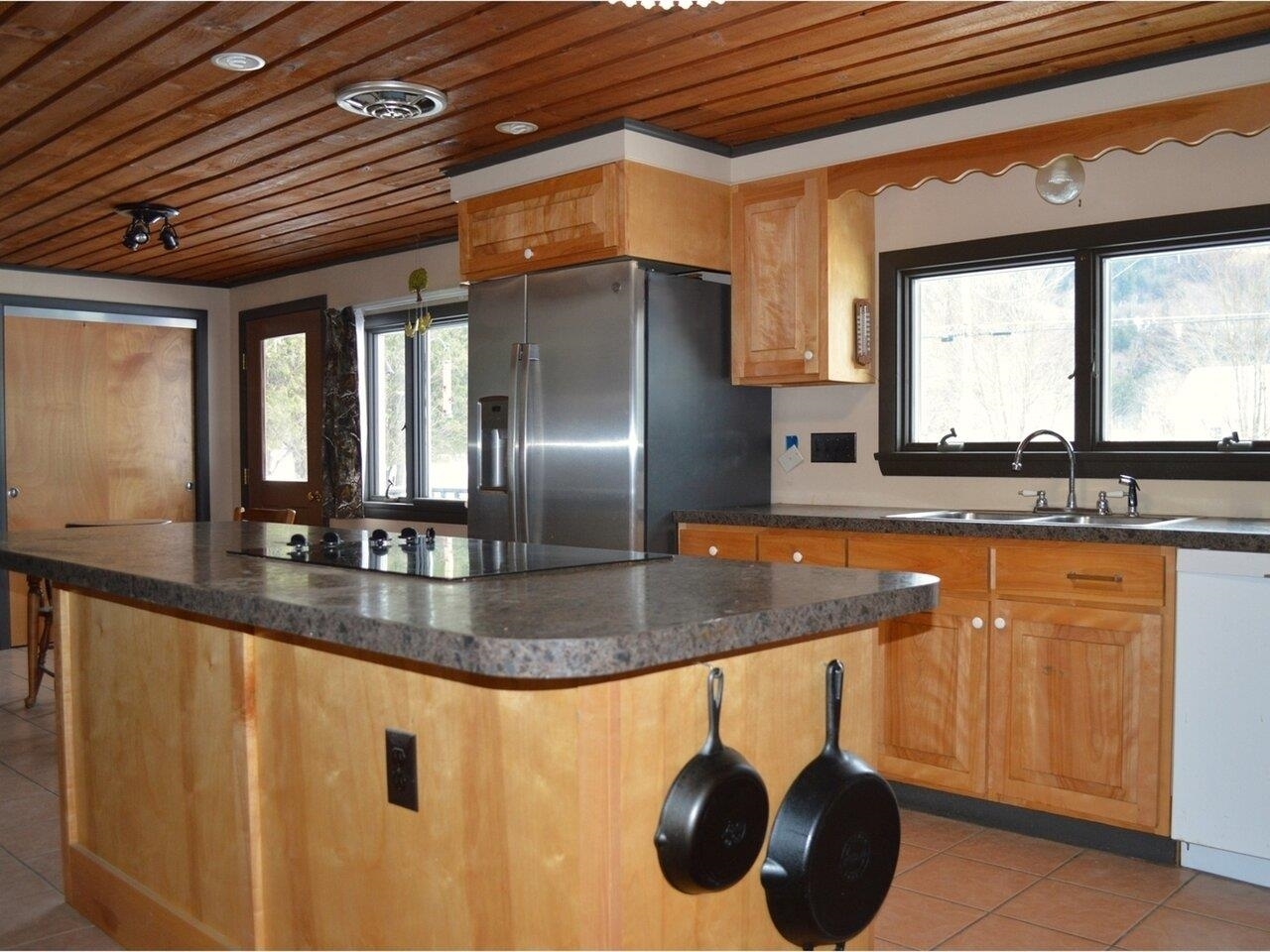 Property Photo: 1634 US Route 2 VT 05676