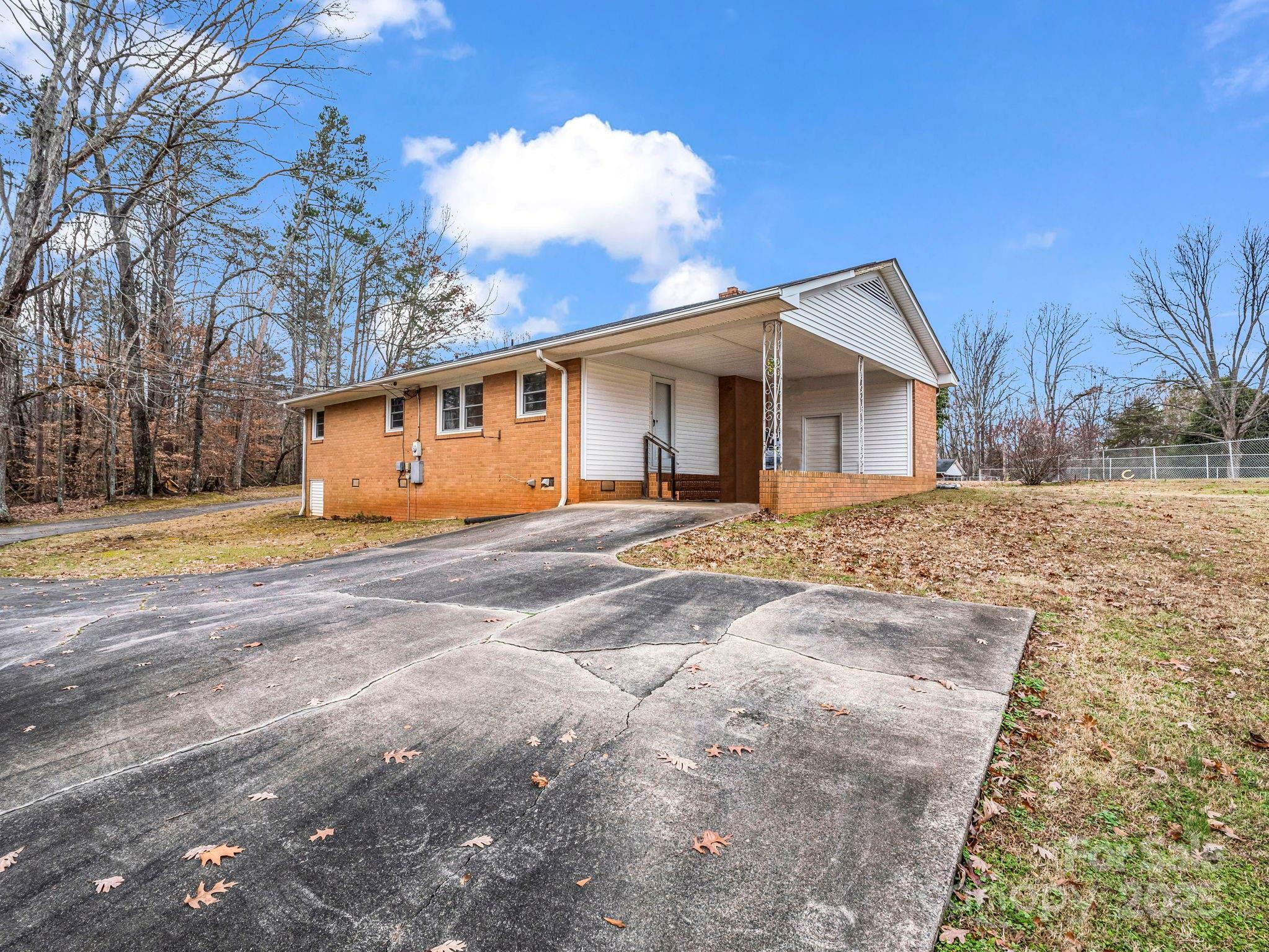 Property Photo:  2319 Tin Mine Road  NC 28092 