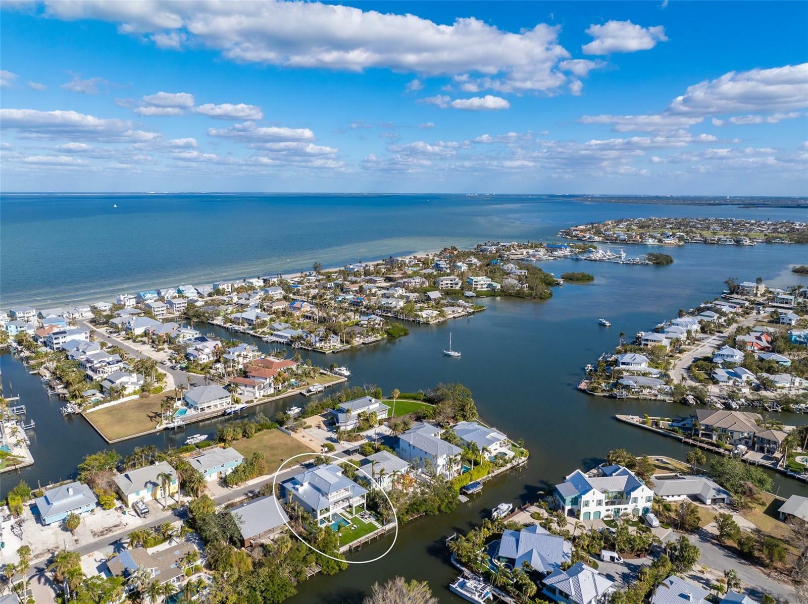 Property Photo: 329 Tarpon Street FL 34216