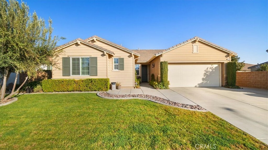 Property Photo:  27688 Lanham Street  CA 92584 