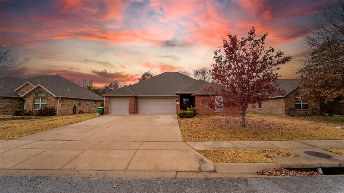 Property Photo:  11112 Waterleaf Lane  AR 72753 