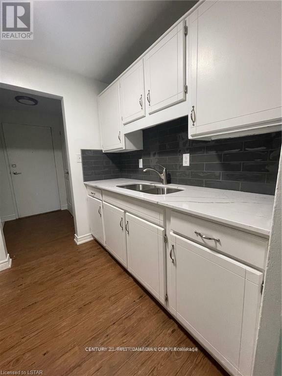 Property Photo: 294 Saulsbury Street 304 ON N7G 2B2