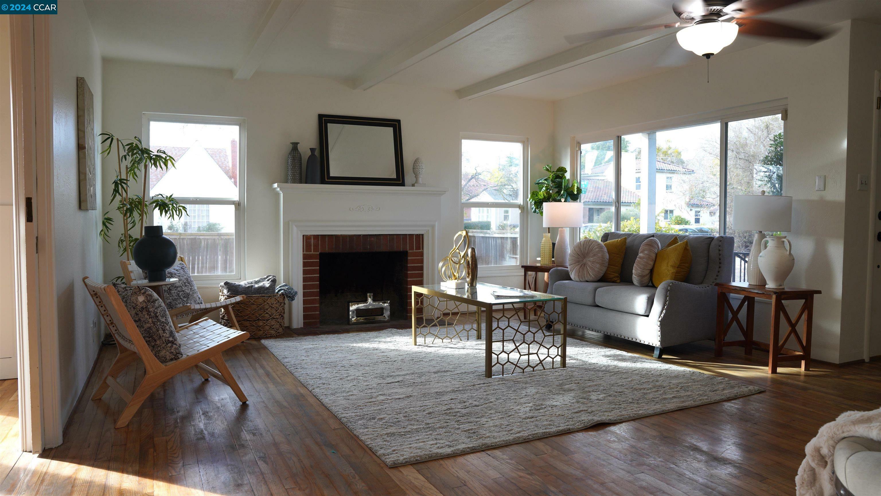 Property Photo:  946 West Elm St  CA 95203 